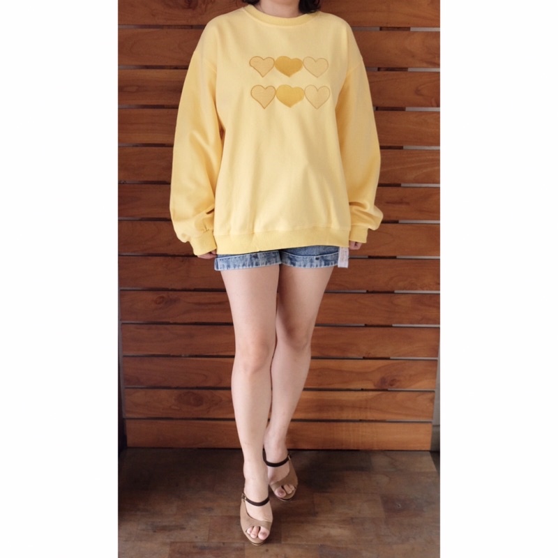 love sweater bordir lengan panjang oversize sweater