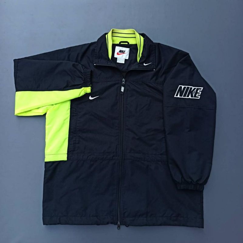 JAKET NIKE 1996 VINTAGE RARE FOOTBALL JACKET THRIFTING ORIGINAL