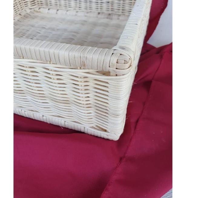 

Kotak Rotan Tutup Akrilik 35 x 35 x 12