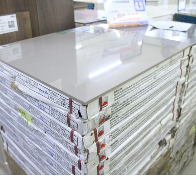 GRANITE / GRANIT LANTAI SANDIMAS D-EUROGRESS CREMA CREME MARBLE 60X60