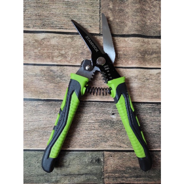 

Gunting Baja Ringan 9 inch/Gunting Multifungsi Stamvick