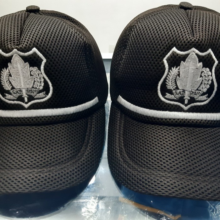 Seragam Driver Topi Coklat Satpam Lis Putih