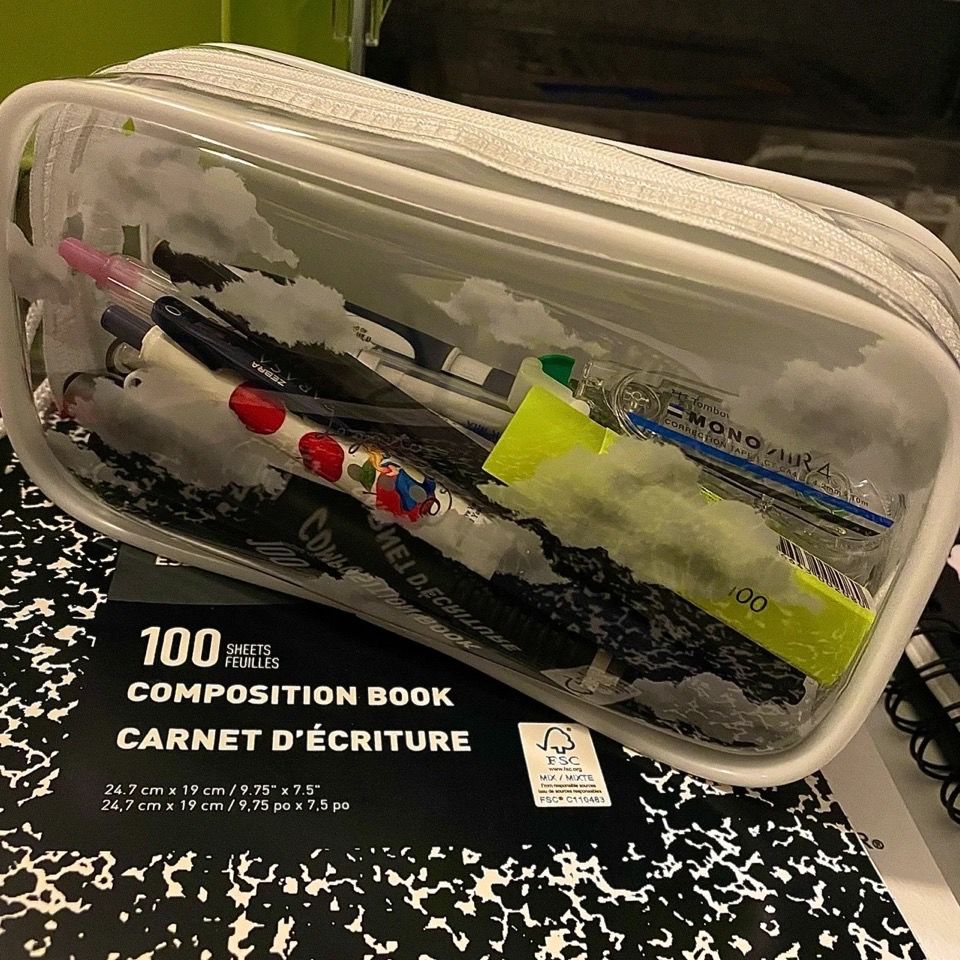 ☎Sera Jepang diimpor kecil awan putih transparan tas pensil PVC, Kapasitas besar penyimpanan alat tulis tas kosmetik, Tangan membawa sederhana kecil segar