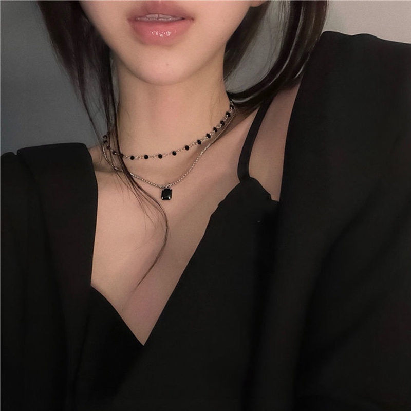 Fancyqube Kalung Choker Manik-Manik Geometris Lapisan Ganda Warna Silver Untuk Wanita