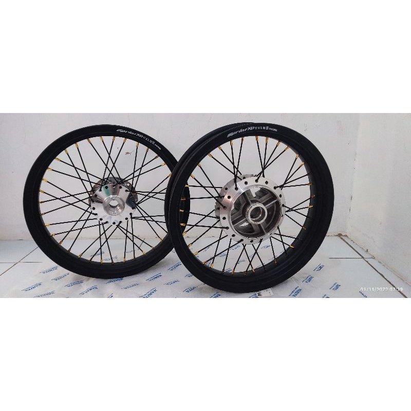 Velg Set, Velg jari-jari, Velg Tapak Lebar CB150r, Megapro Mono, New Megapro, Honda Verza