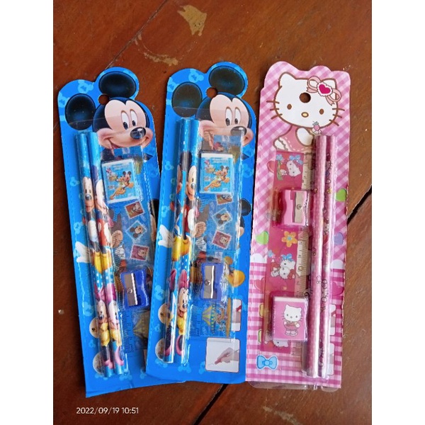 

Alat Tulis Set 5in1 / Alat Tulis Anak