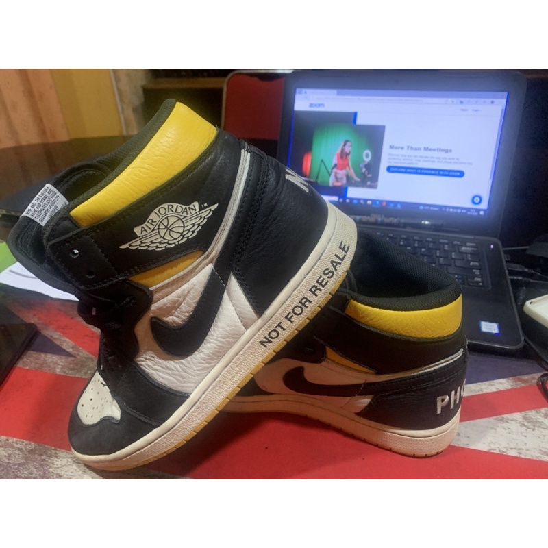 AJ1 No Photos size (42.5)