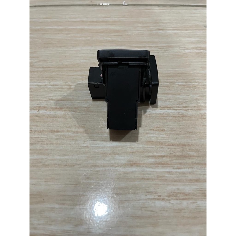 Switch Saklar Tombol Lampu Kabut Foglamp Mobil Grandmax Luxio Terios