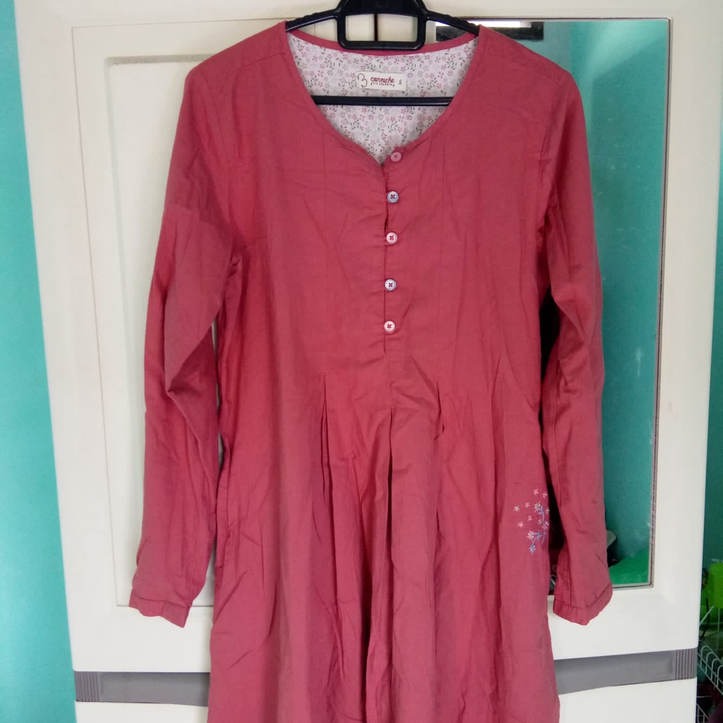 PrelovedbyFe_ Tunik corniche / baju wanita