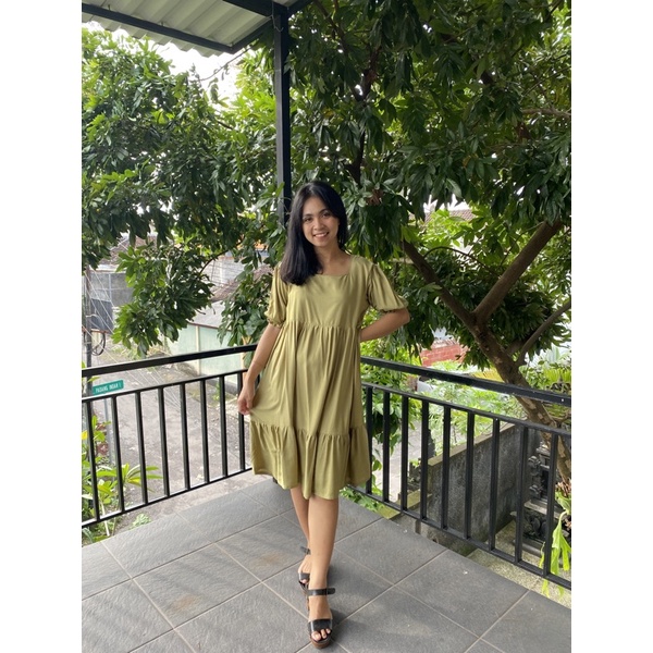 Puffy Dress Wanita Rampel Midi Rayon