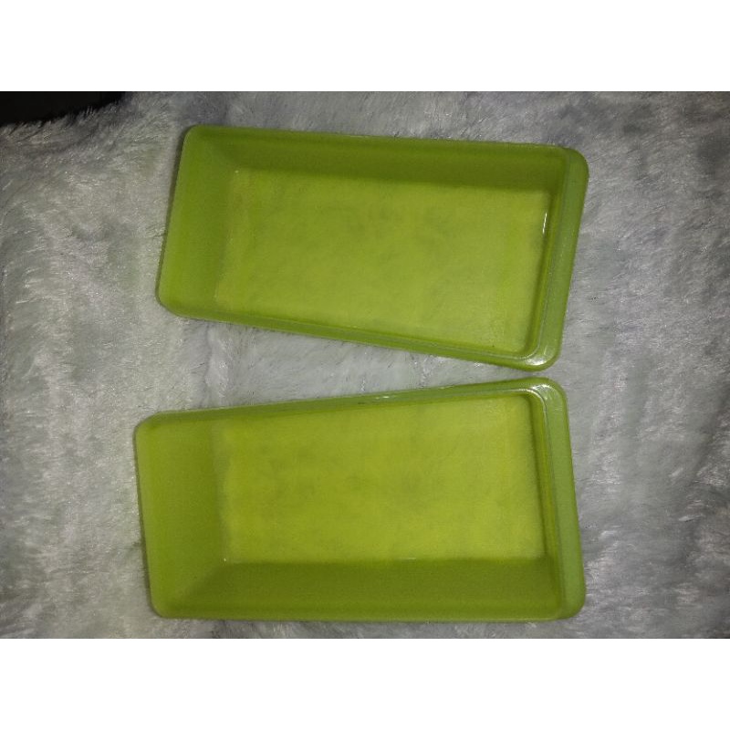 base Tupperware stak n stor second