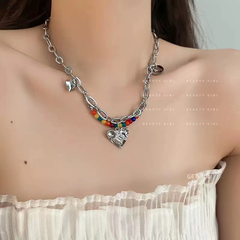 Kalung Rantai Choker Liontin Hati Kristal Permata Y2K Warna Silver Untuk Wanita