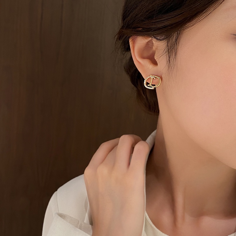 Anting Huruf CD Berlian Kilat Untuk Wanita Aksesoris Telinga Korea