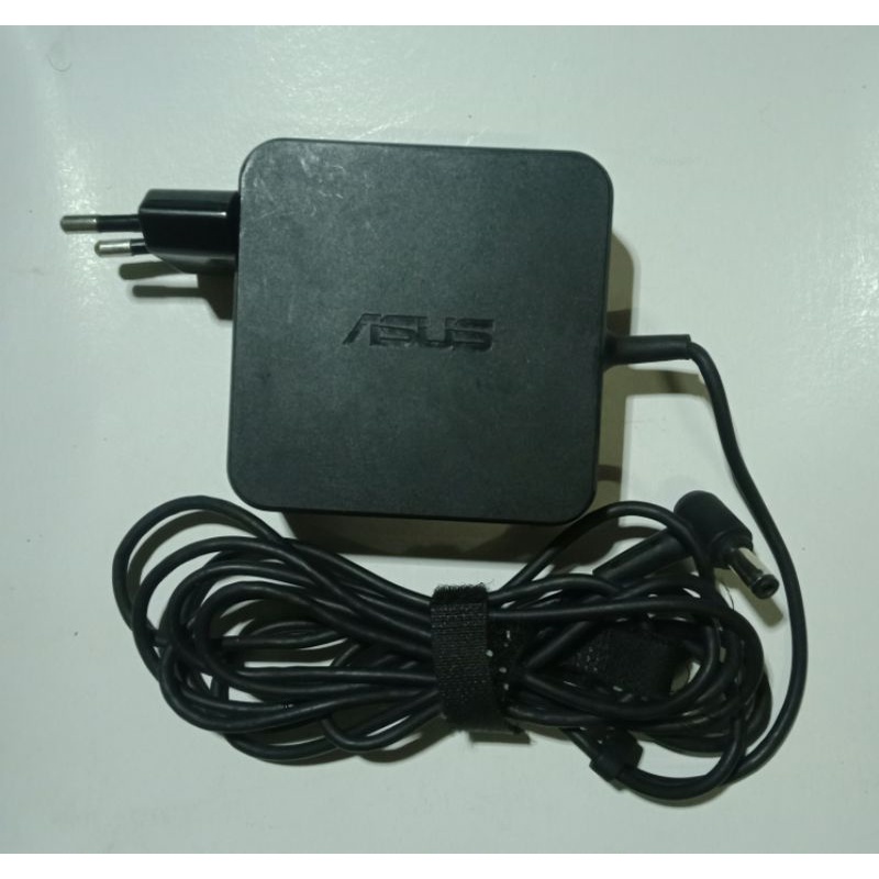ADAPTOR CHARGER LAPTOP ASUS / ADAPTOR LAPTOP