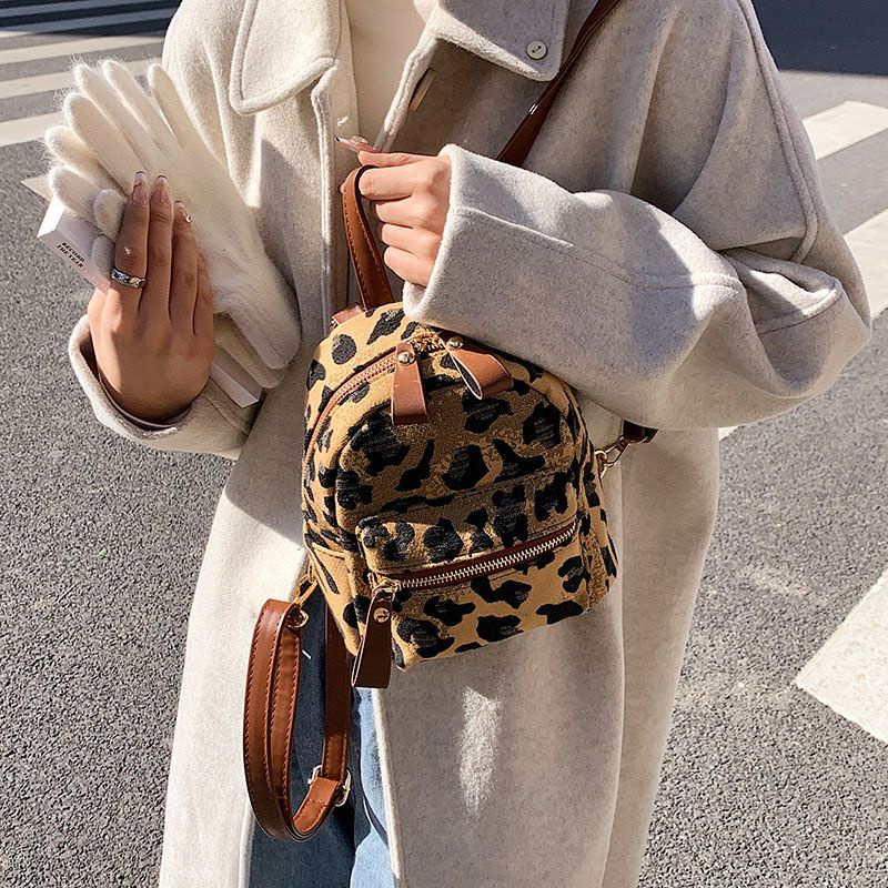 ❀Sera niche personality leopard print ransel untuk wanita 2022 baru gaya Jepang all-match mini ransel keluar satu bahu tas sekolah kecil