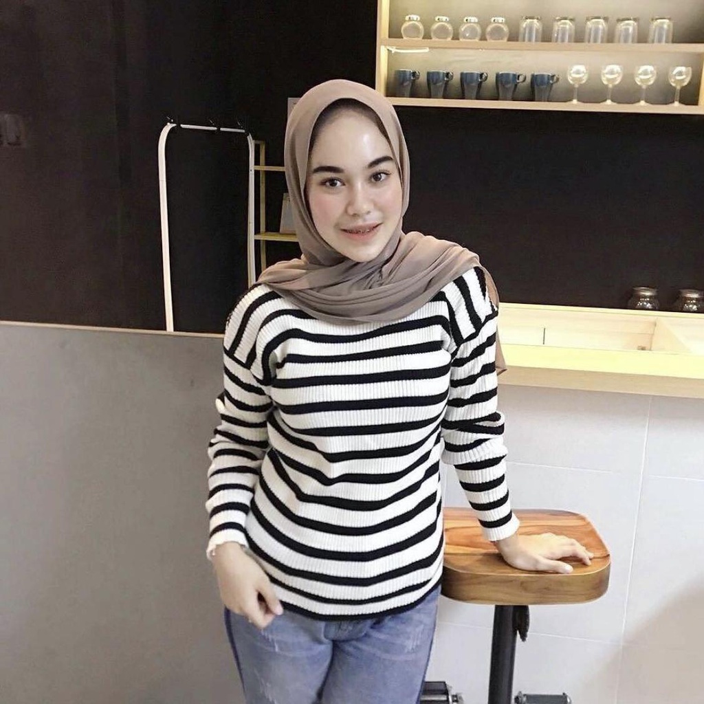 MELVA STRIPE KNITT | RAJUT MOTIF STRIPE