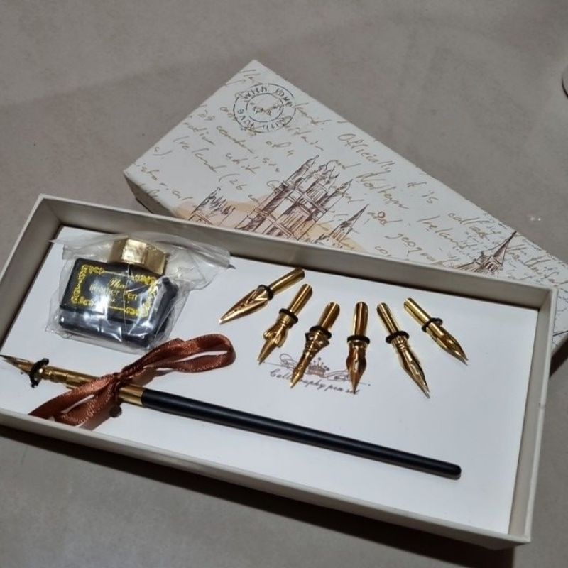 

Fountain Caligraphy Pen Set