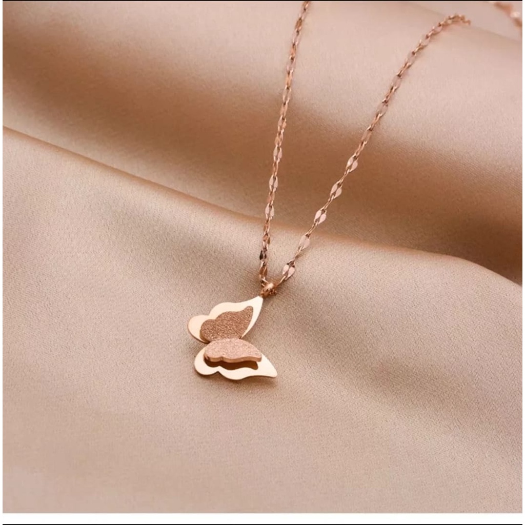 kalung wanita titanium rantai pecah kopi liontin kupu kupu anti karat