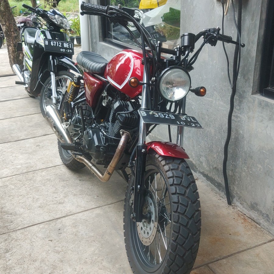 Modifikasi Honda Verza custom tracker