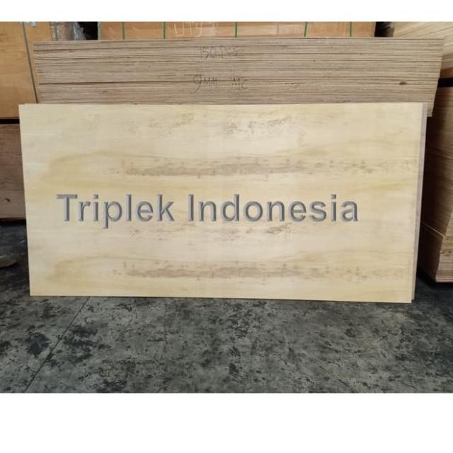 Triplek MC 9mm 122x244cm / Plywood Meranti Campur 9mm 4x8