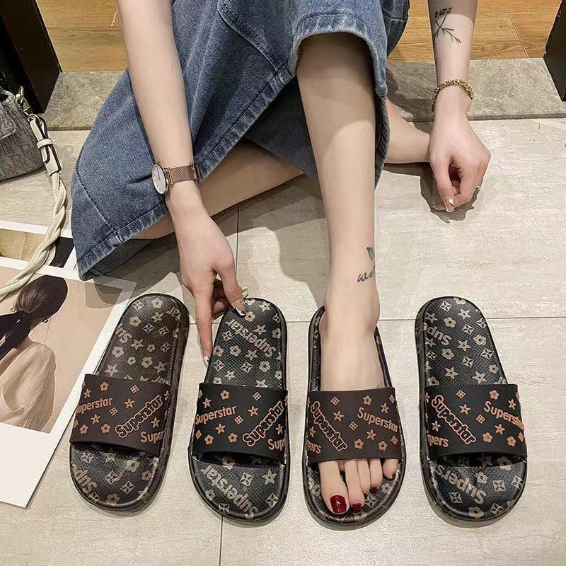 DM 10 SANDAL WANITA SABILA