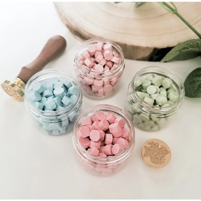 

190 Beads Octagon In Jar / Wax Seal Beads / Pilihan Warna Swipe Ke Kan