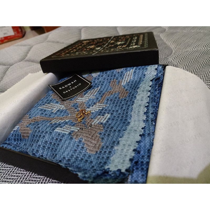 PRELOVED SCRAF RADWAH X DIAN PELANGI