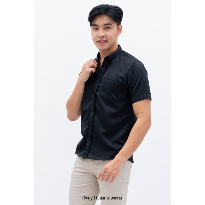 Kemeja Pendek Pria Hitam Casual Santai untuk Fashion Daily