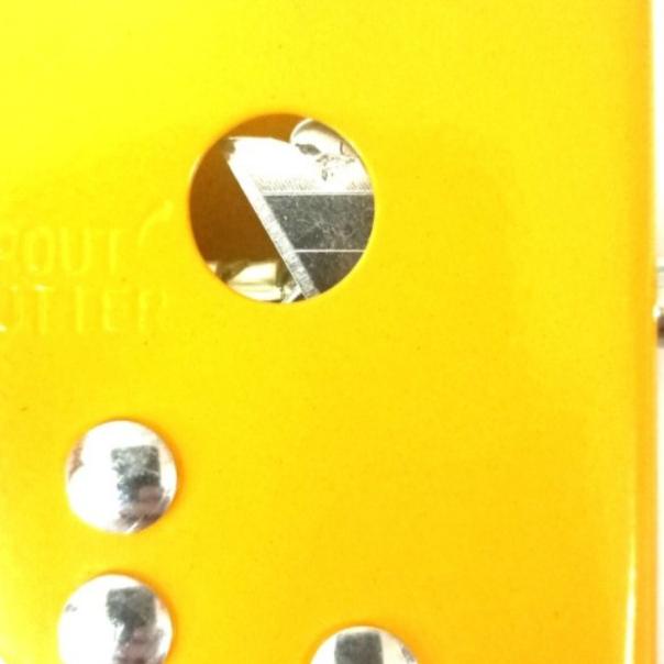 

Gun Silicone / Tembakan Silicone Sealant Kuning Ellpro + Cutter