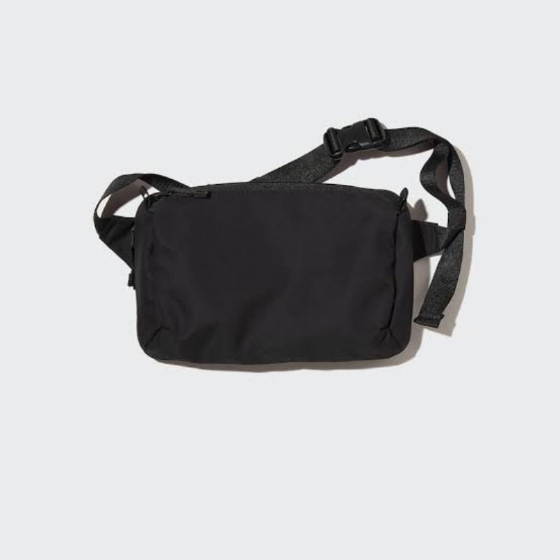 Tas bahu pria uniqlo single strap