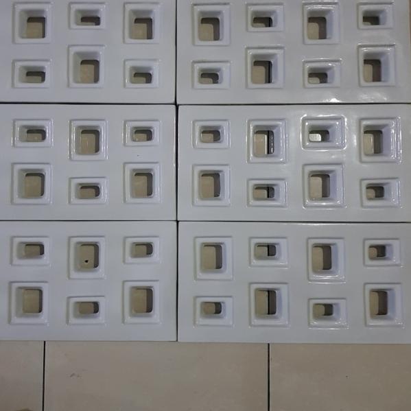 roster lubang angin minimalis mukura AKUAKU