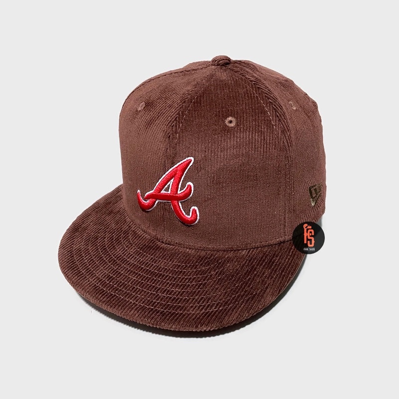 TOPI NEW ERA ORIGINAL 5950 COR 30TH ANNIV ATLANTA BRAVES COFFEE UV RED