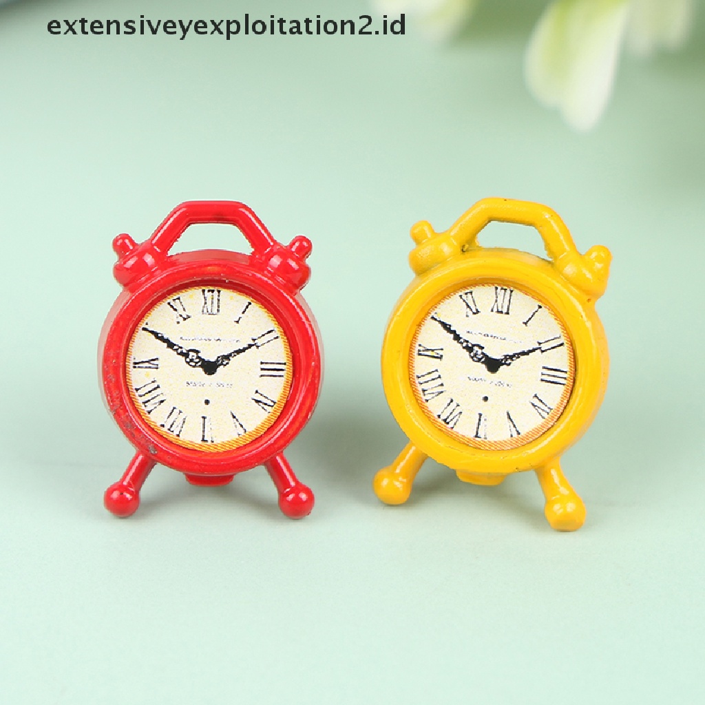 1pc Mainan Miniatur Jam Alarm Skala 1: 12 Untuk Dekorasi Rumah Boneka