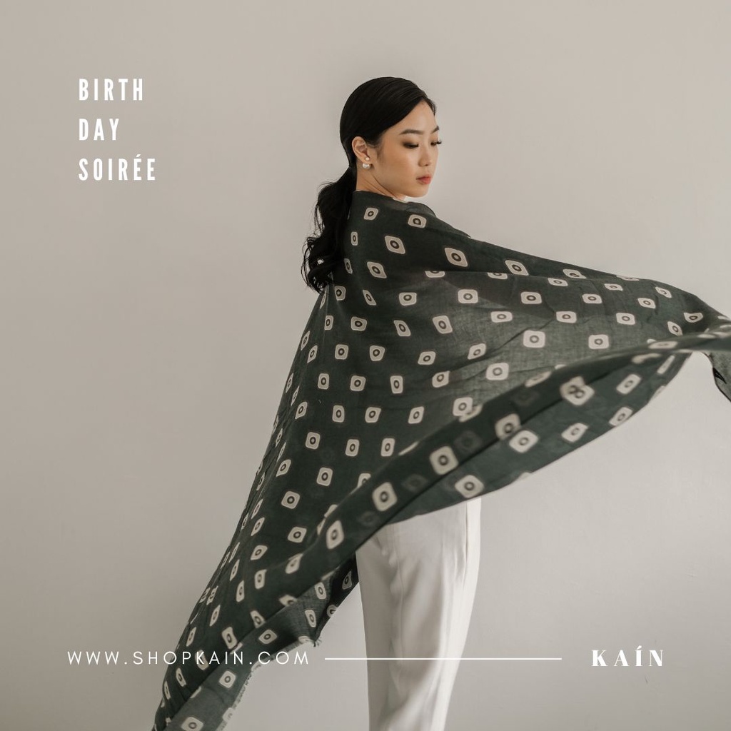 SHOPKAIN Koin Shawl - BIRTHDAY SOIRÉE