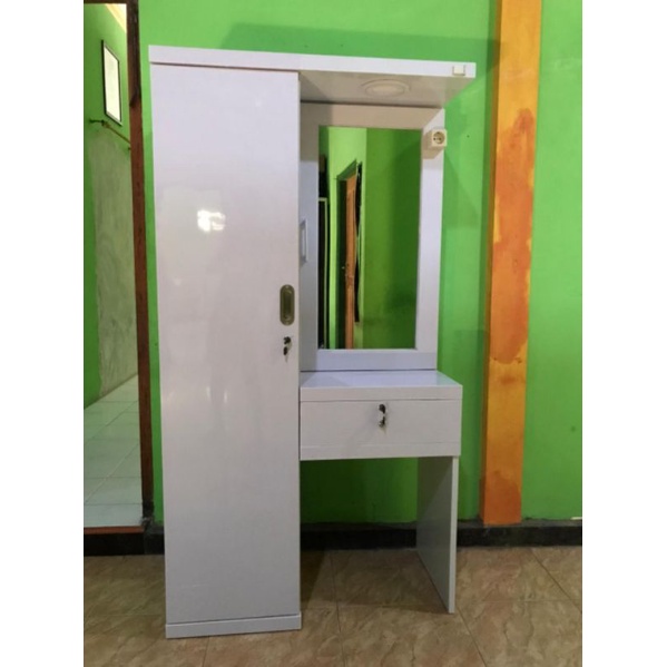 lemari rias