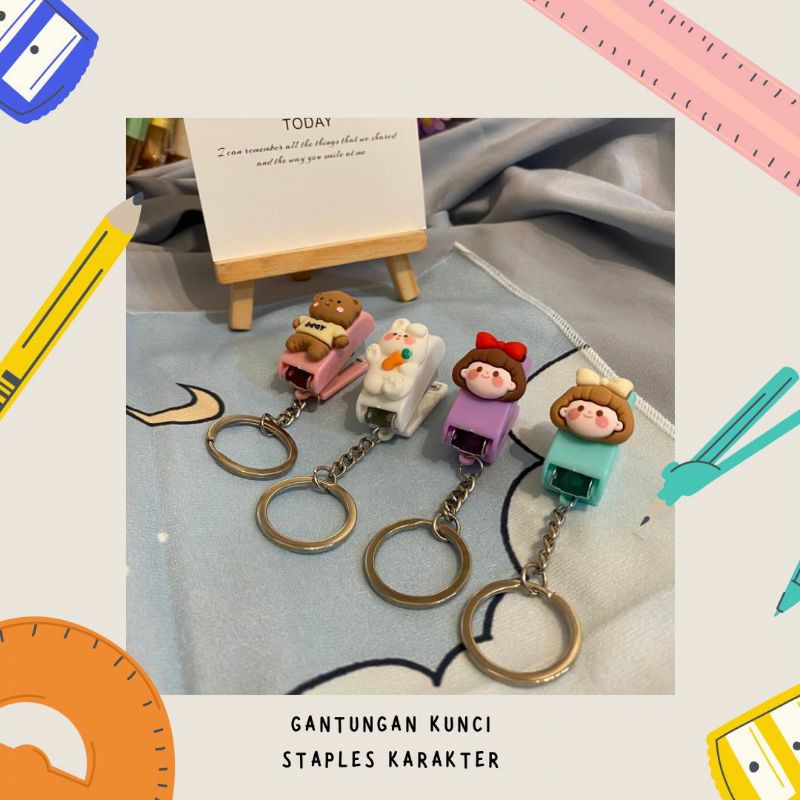 GANTUNGAN KUNCI STAPLES MINI AKSESORIS SOVERNIR GANCI IMPORT