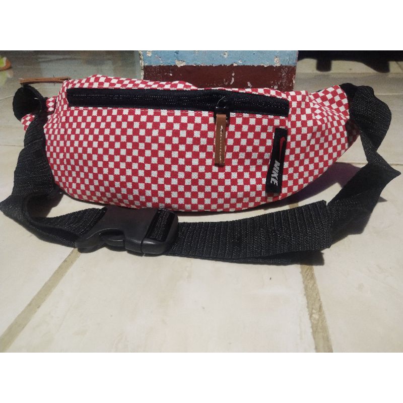 Tas Slingbag Waistbag pria wanita