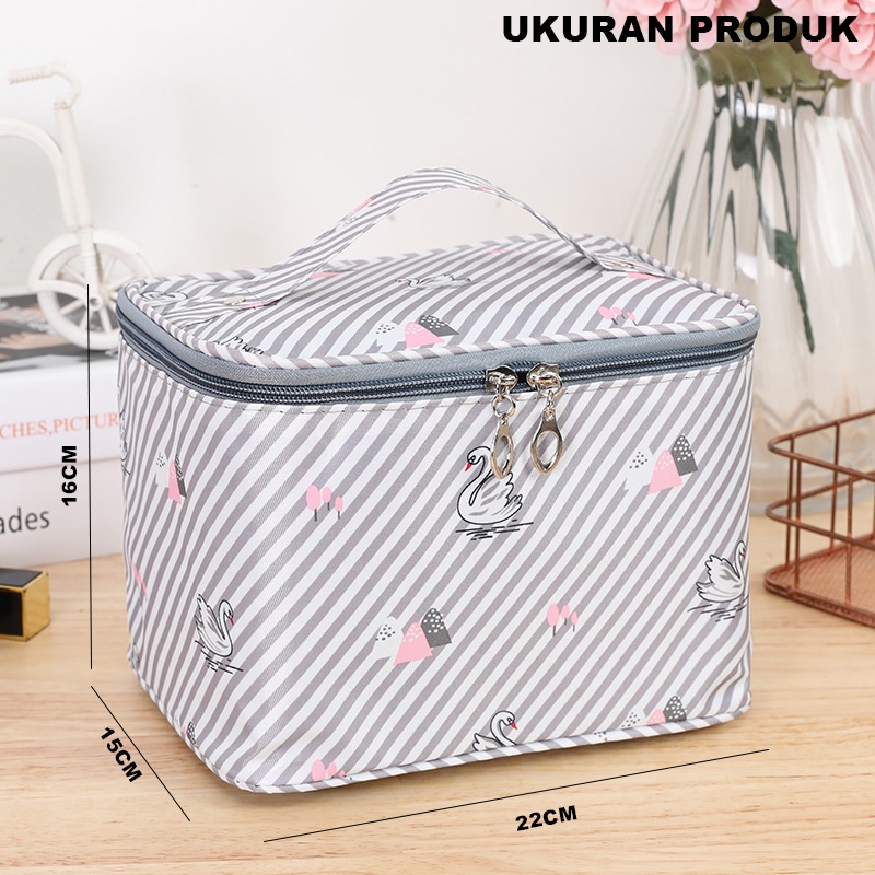 Tas Kosmetik Travel Tempat Penyimpanan Alat Make Up Anti Air - TK005