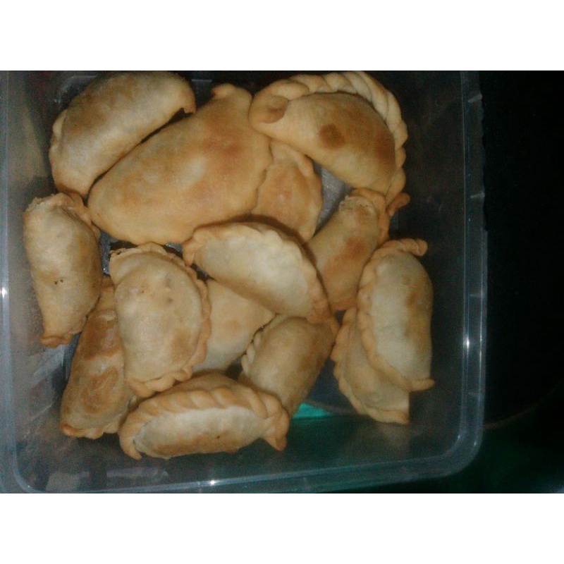 

Pastel Isi Ayam Dan Telur