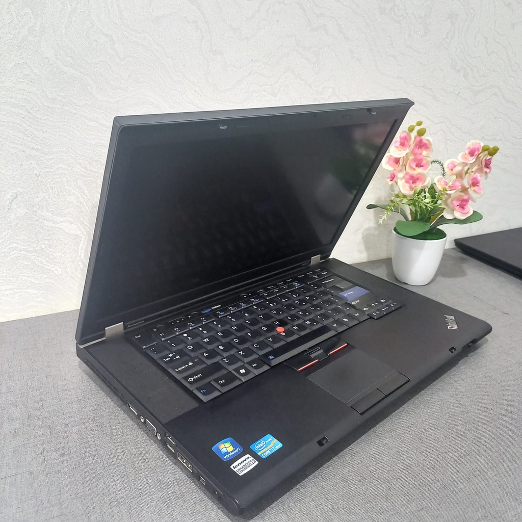 Termurah Laptop Lenovo W520 i7 gen 2 Ram 8gb SSD 256gb SALE