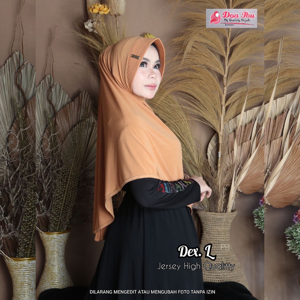 hijab doa ibu.hijab polos L,matt jersey high quality