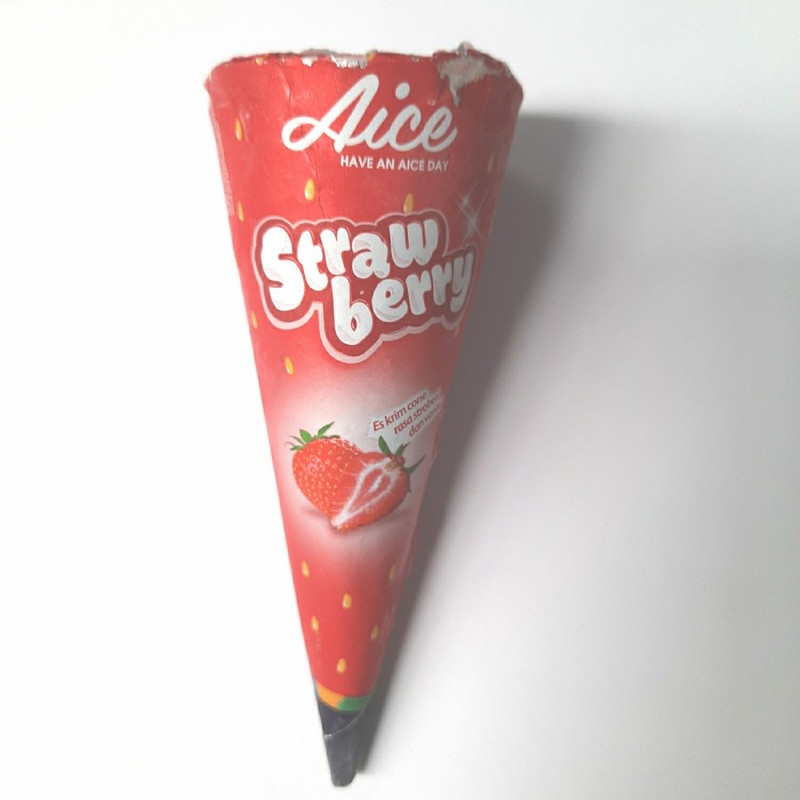 

Es Krim Aice Strawberry Cone Khusus Instan - 1 Buah