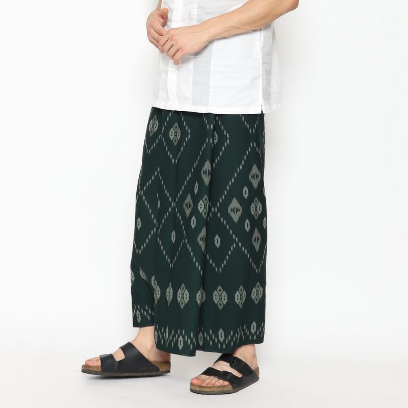 Gajah Duduk Sarung Tenun Exclusive Bingkisan Ayah Mertua