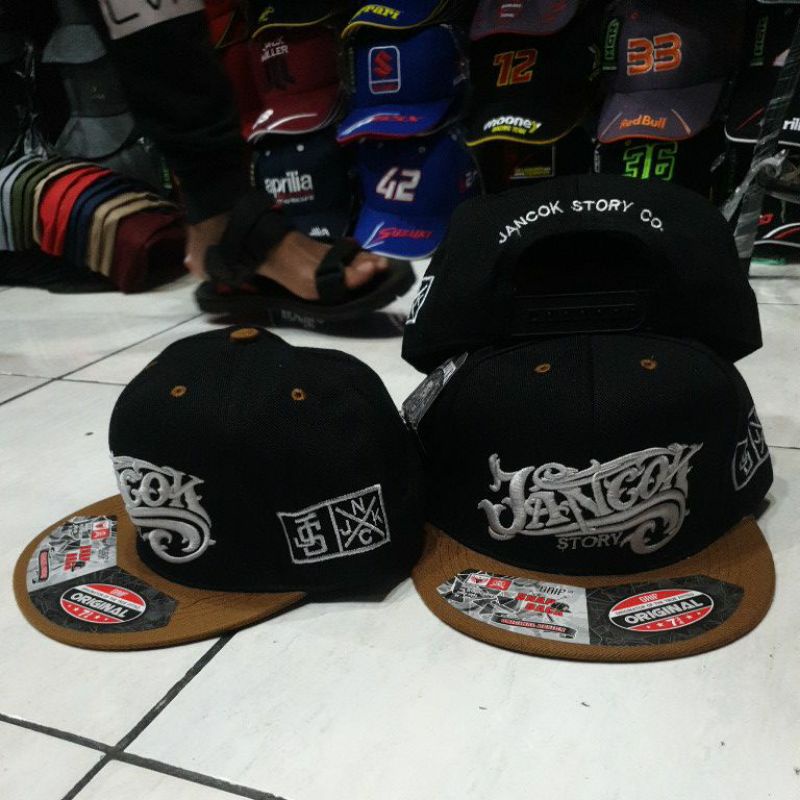 TOPI SNAPBACK JANCOK BLACK BROWN