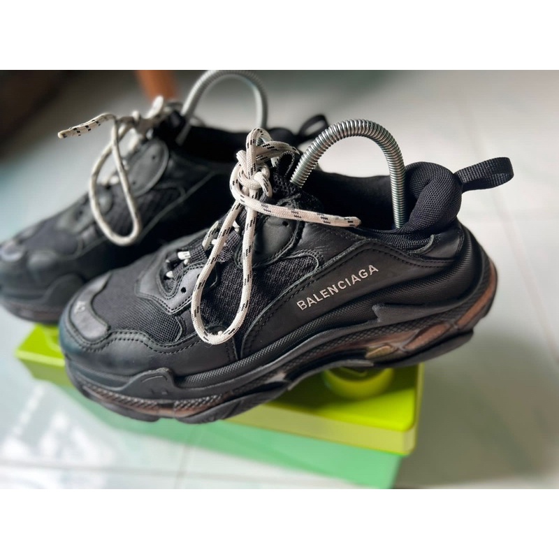 Balenciaga Triple S second