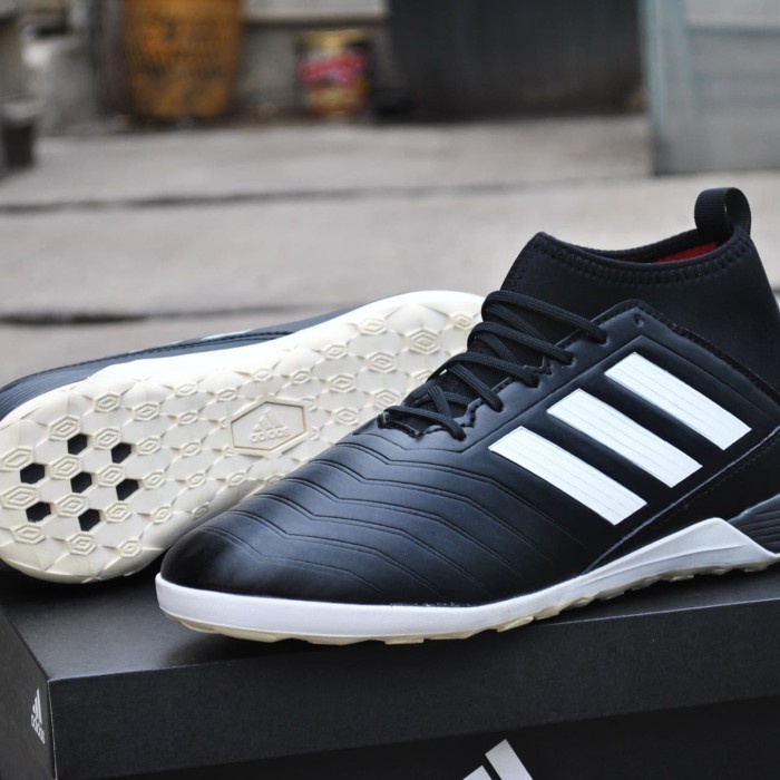 SEPATU FUTSAL ADIDAS PREDATOR TECHFIT REPLIKA ORIGINAL #BLACK WHITE - HITAM PUTIH, 39
