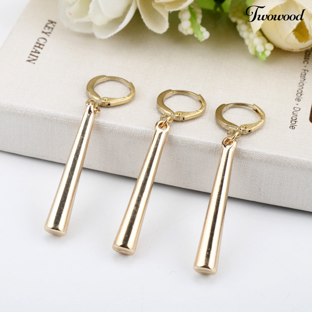 1 Set Anting Kait Gantung Warna Solid Bahan Alloy Tahan Lama Untuk Wanita