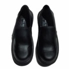 sepatu safety pendek slip on untuk kerja warna hitam