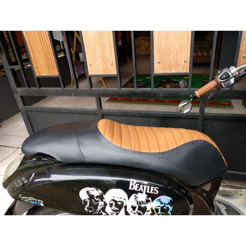 Kulit Jok Caferacer Allsize Fino/Kulit Jok Motor Bahan Mb tech Fino dll Caferacer