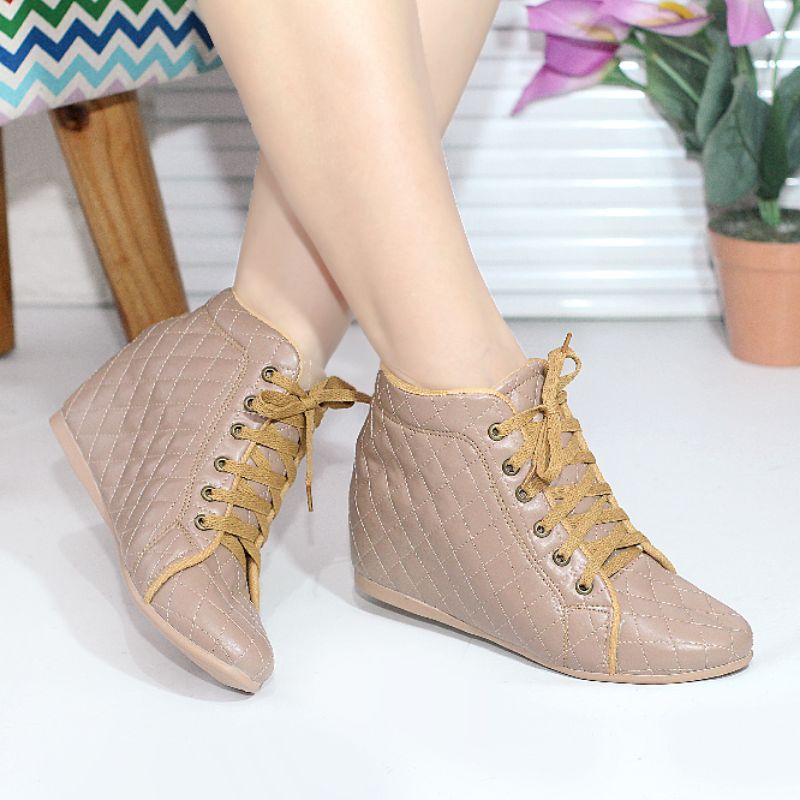 Sepatu boots wedges Brd 101